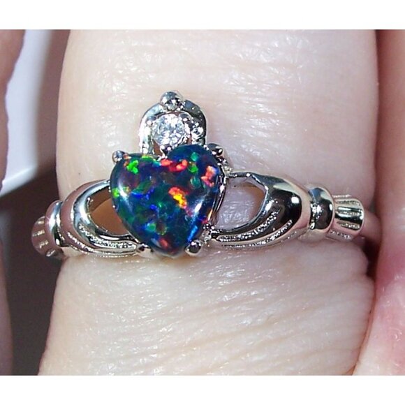925 STERLING SILVER Dainty Lab Created Black Opal CZ Celtic Claddagh Ring - Picture 1 of 16